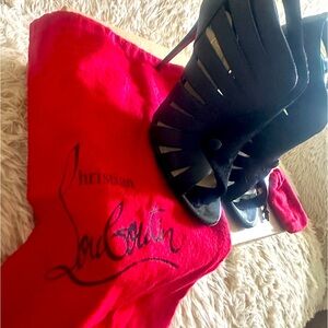 These beautiful shoes only used a few times almost in perfect condition